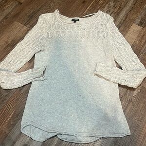 Women’s Long Sleeve Top